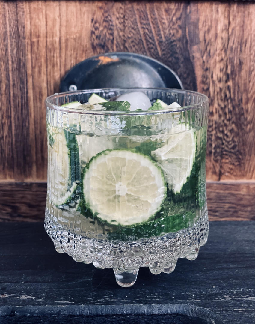 夏天别喝奶茶了，不增肥的冰饮莫吉托（无酒精版）