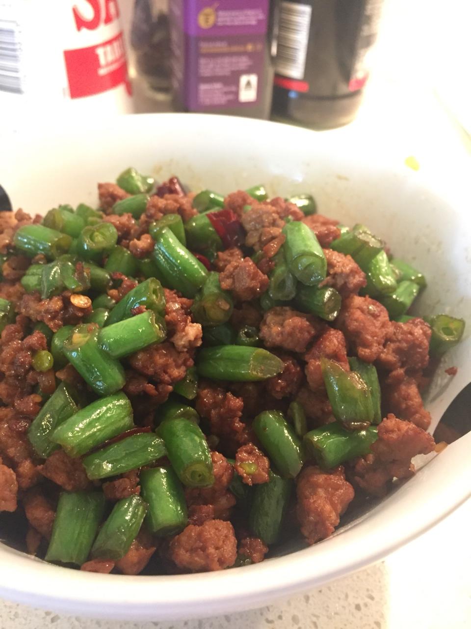 肉沫豆角下饭菜