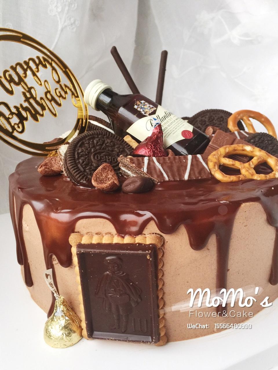 MoMo's Cake