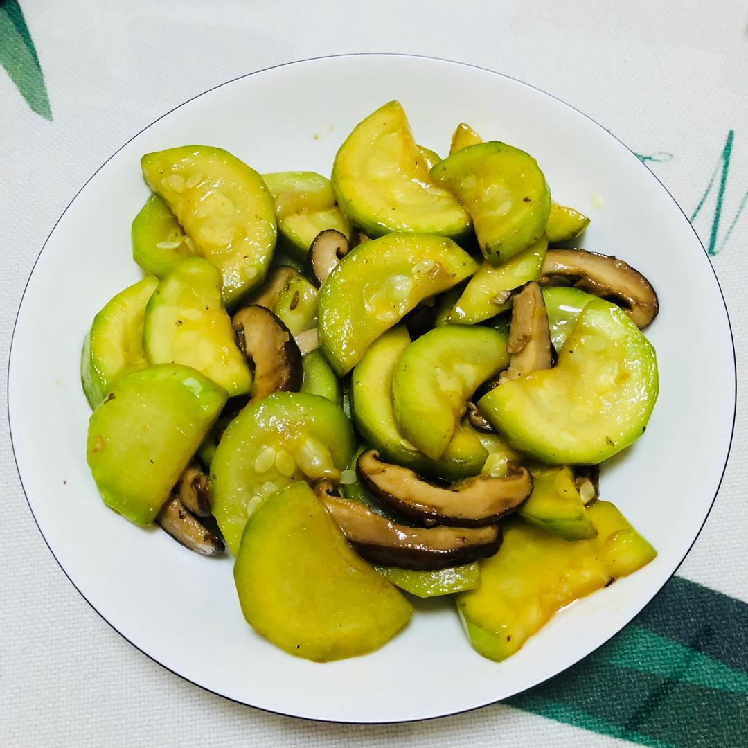 香菇炒丝瓜 超级好吃