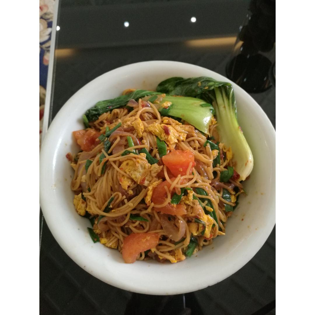 鸡蛋素炒面Fried Noodles Vegetarian