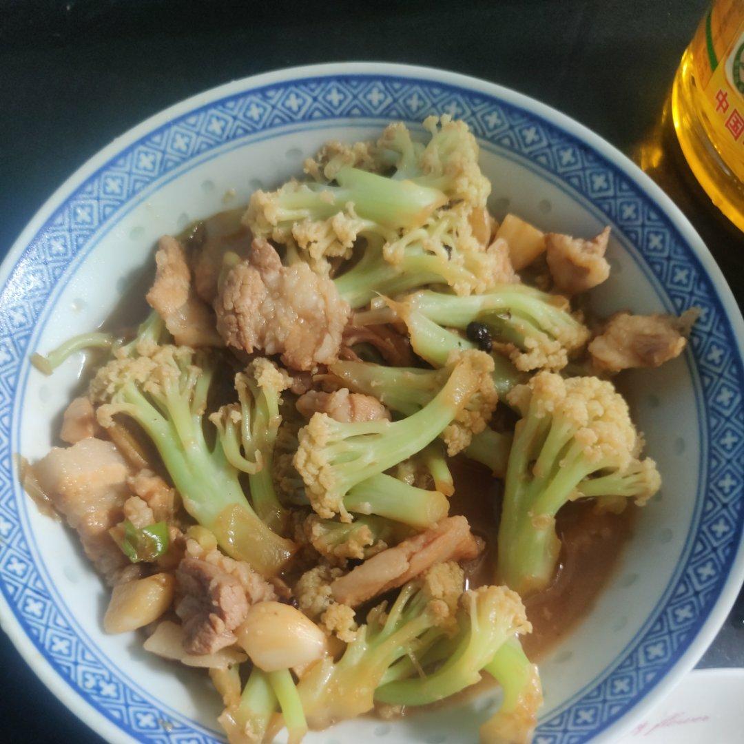 干煸菜花（花菜炒肉）