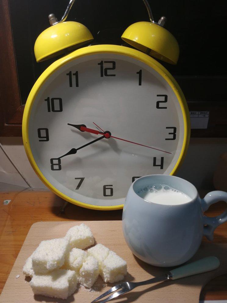 太棒啦！1个方子，做出2道口味一流的甜品！——椰奶小方&炸鲜奶