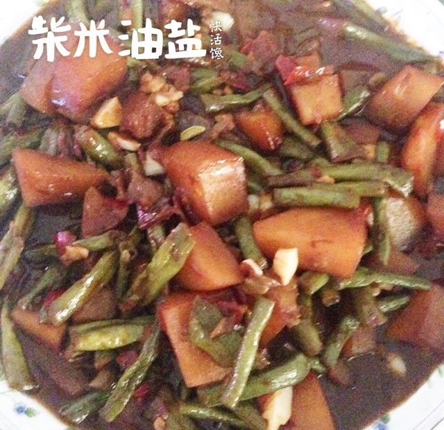 土豆炖豆角