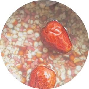 薏仁红豆芡实汤的做法 步骤2