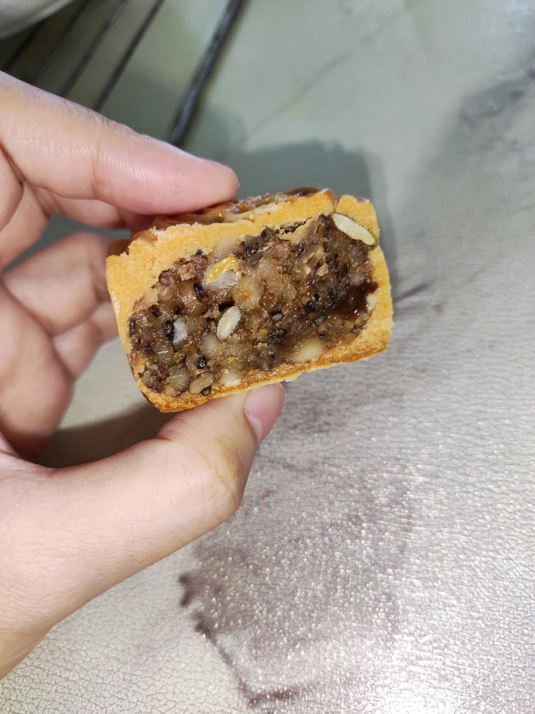 广式传统五仁月饼
