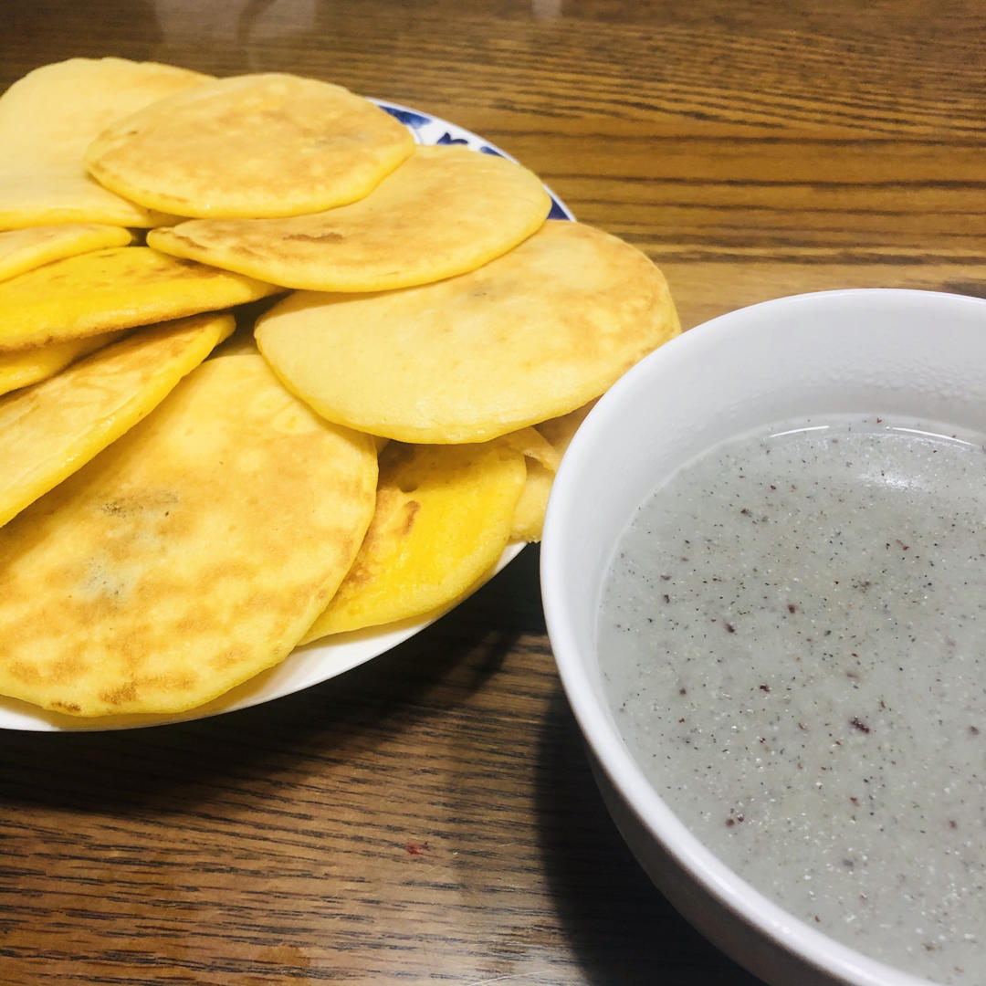 玉米面松饼，早起5分钟搞定，又软又健康