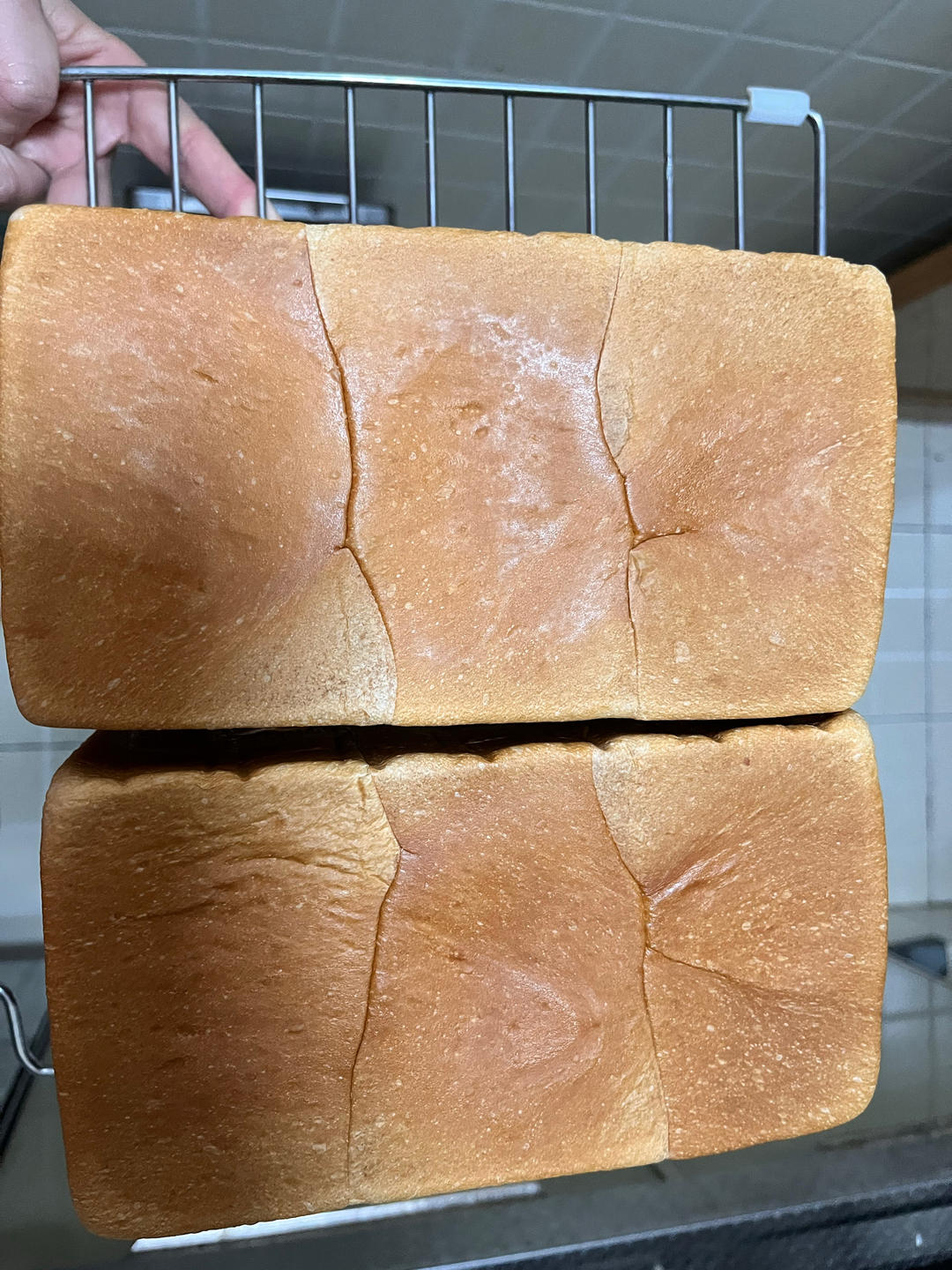 升级版奶香手撕吐司