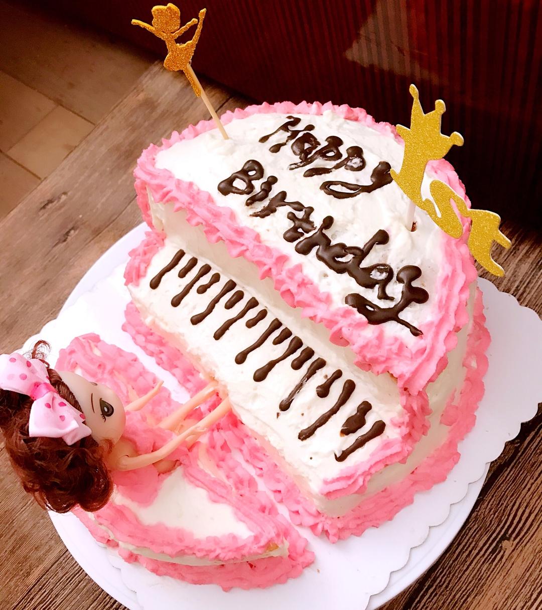 钢琴蛋糕 异形蛋糕