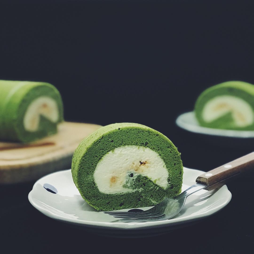 抹茶焦糖芝麻蛋糕卷