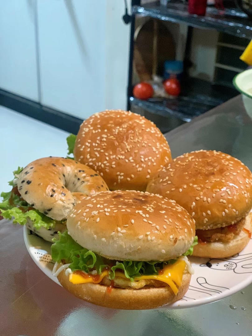 汉堡胚面包餐包（视频夏季轻松快速手揉手套膜方法）