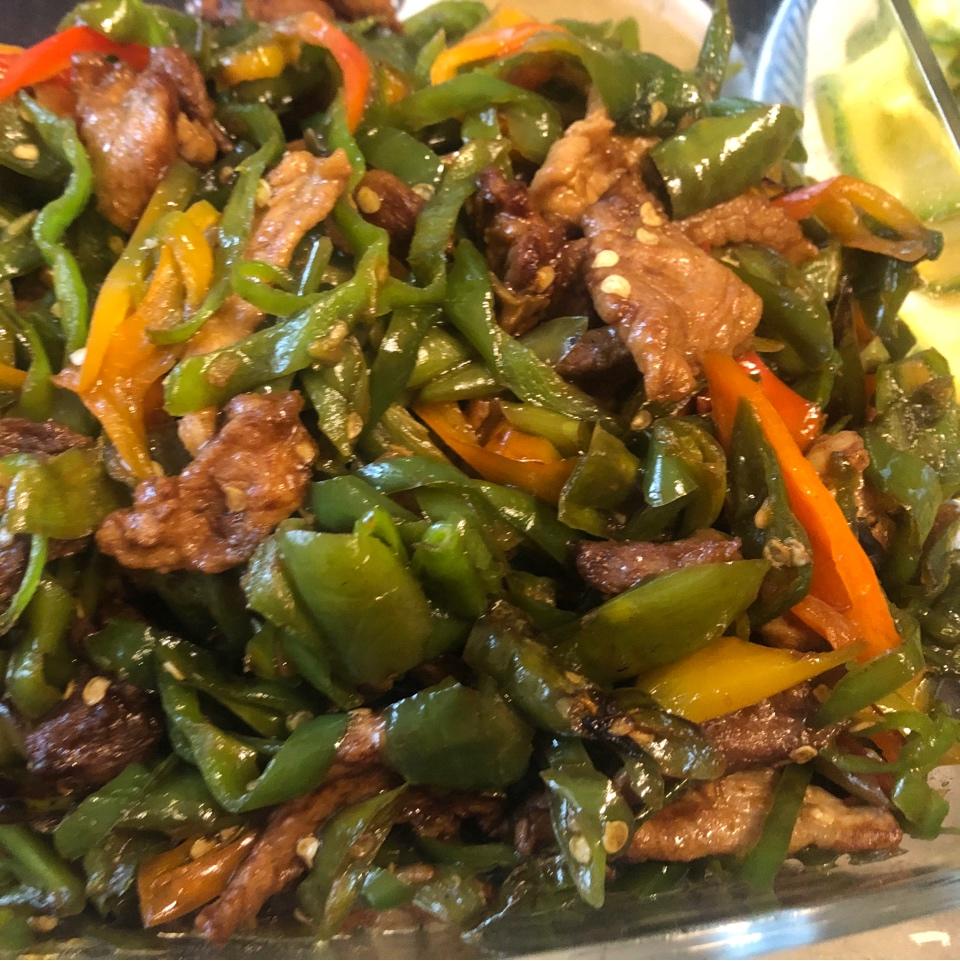 家常尖椒炒肉