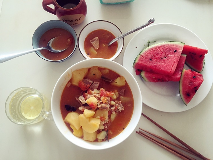 土豆番茄牛腩汤