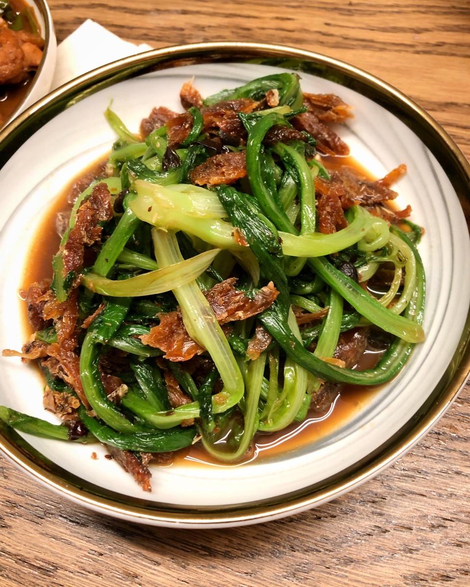 豆豉鲮鱼油麦菜