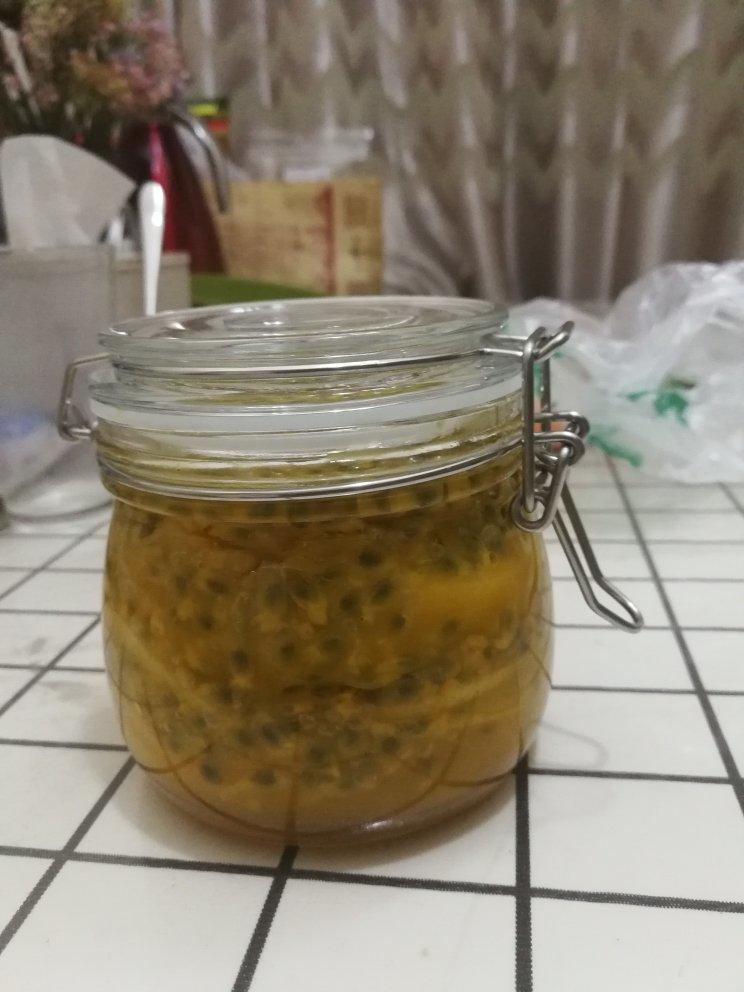 柠檬百香果蜂蜜饮