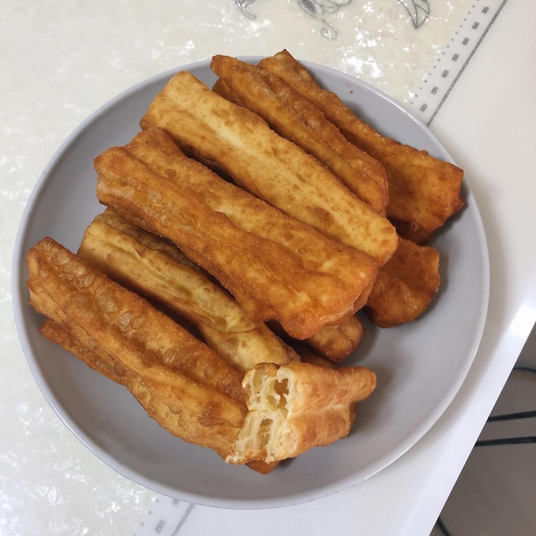 自制无泡打粉油条