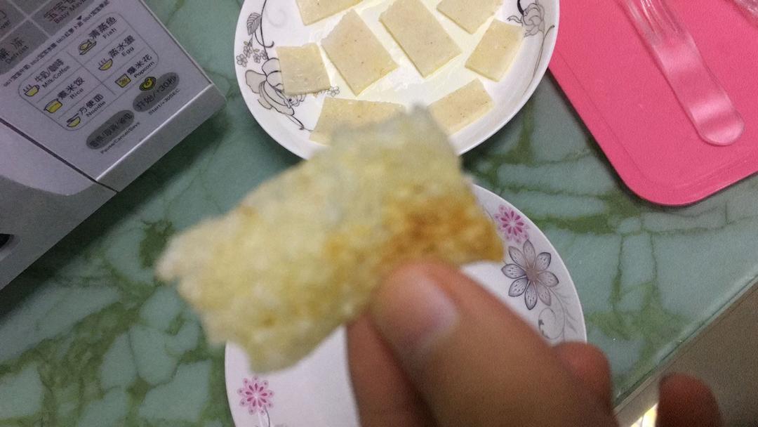 巧用剩饭做香脆锅巴