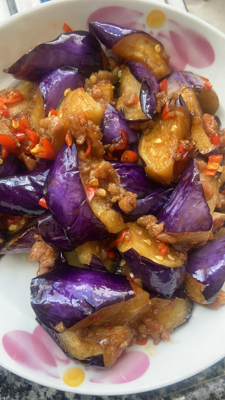 聪明伶俐000做的肉末茄子