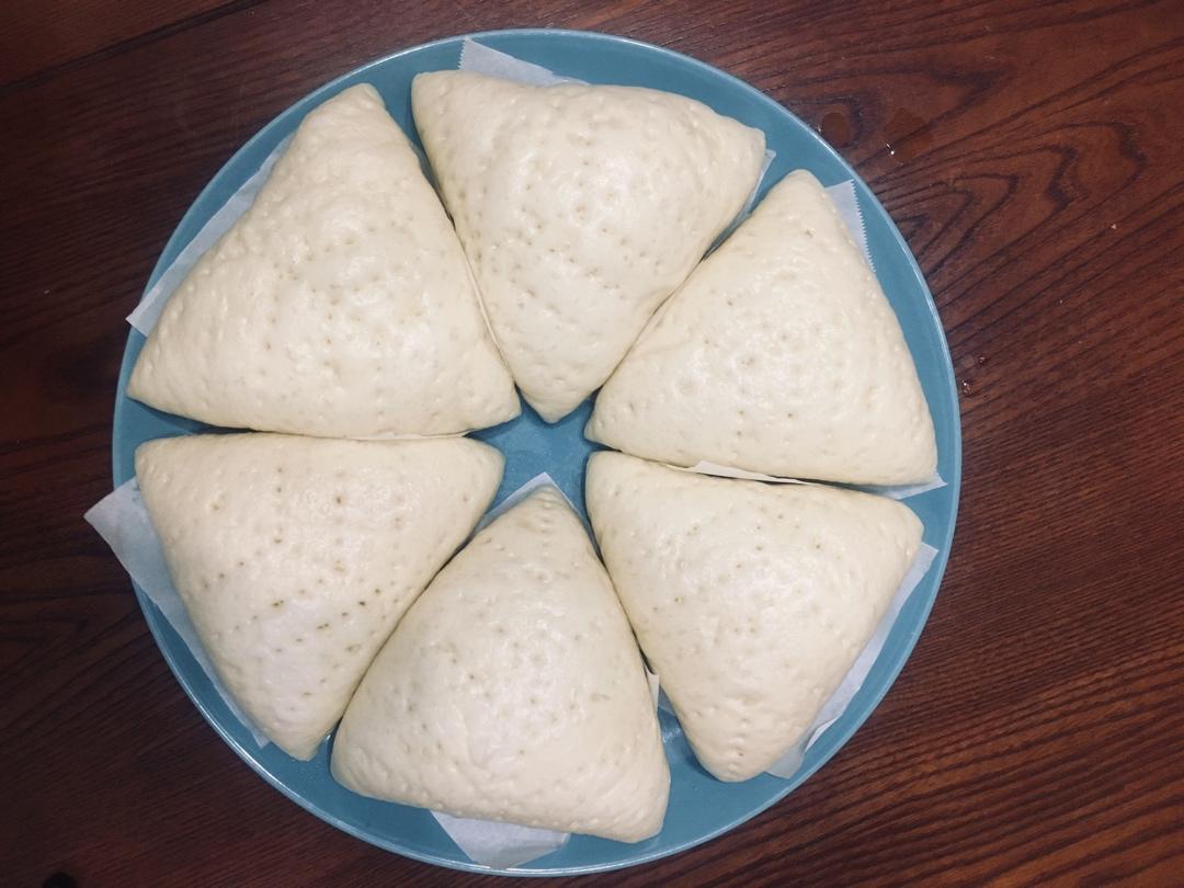 树叶豆沙馒头