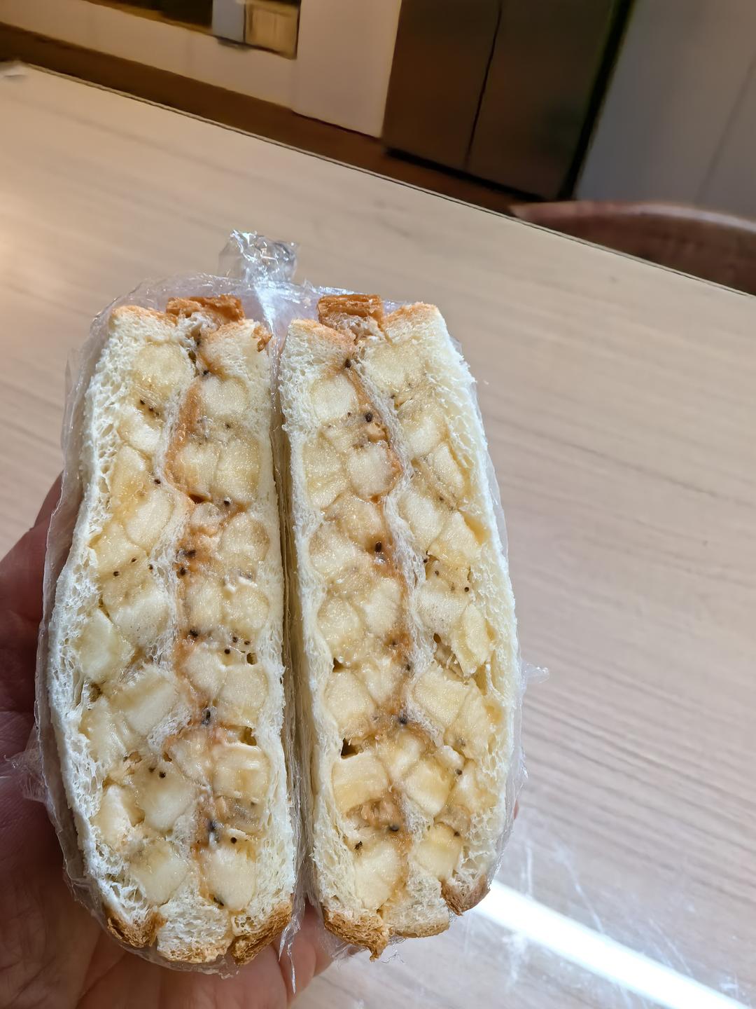 香蕉双享三明治