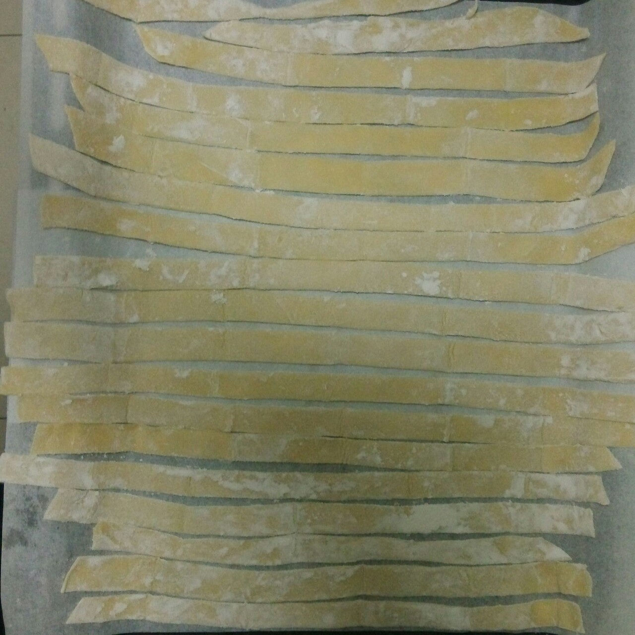 鸡蛋手擀面
