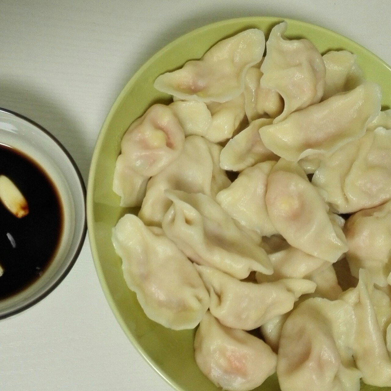 一个爱极了甜丝丝的妈妈做的胡萝卜qq小饺子