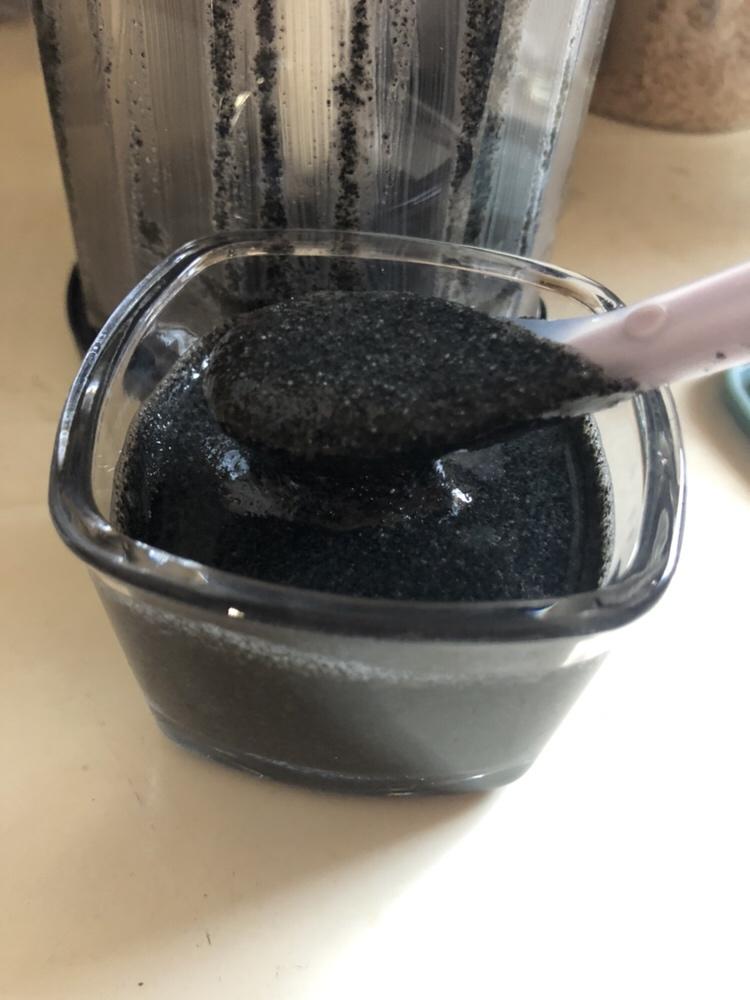 辅食：黑芝麻酱