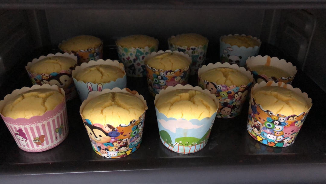 小高姐的零失败戚风蛋糕，适合新手，方子好记（附上可可戚风方子）