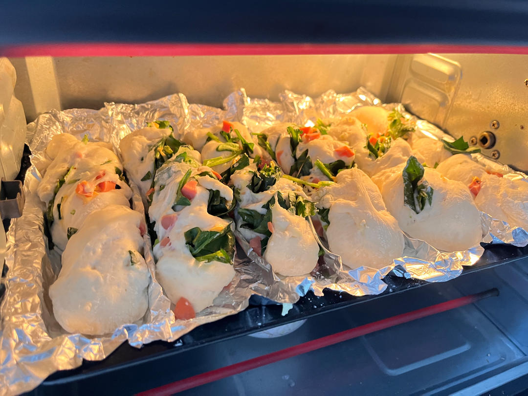 💚腊肠菠菜芝士🧀️🥬
恰巴塔扭扭棒