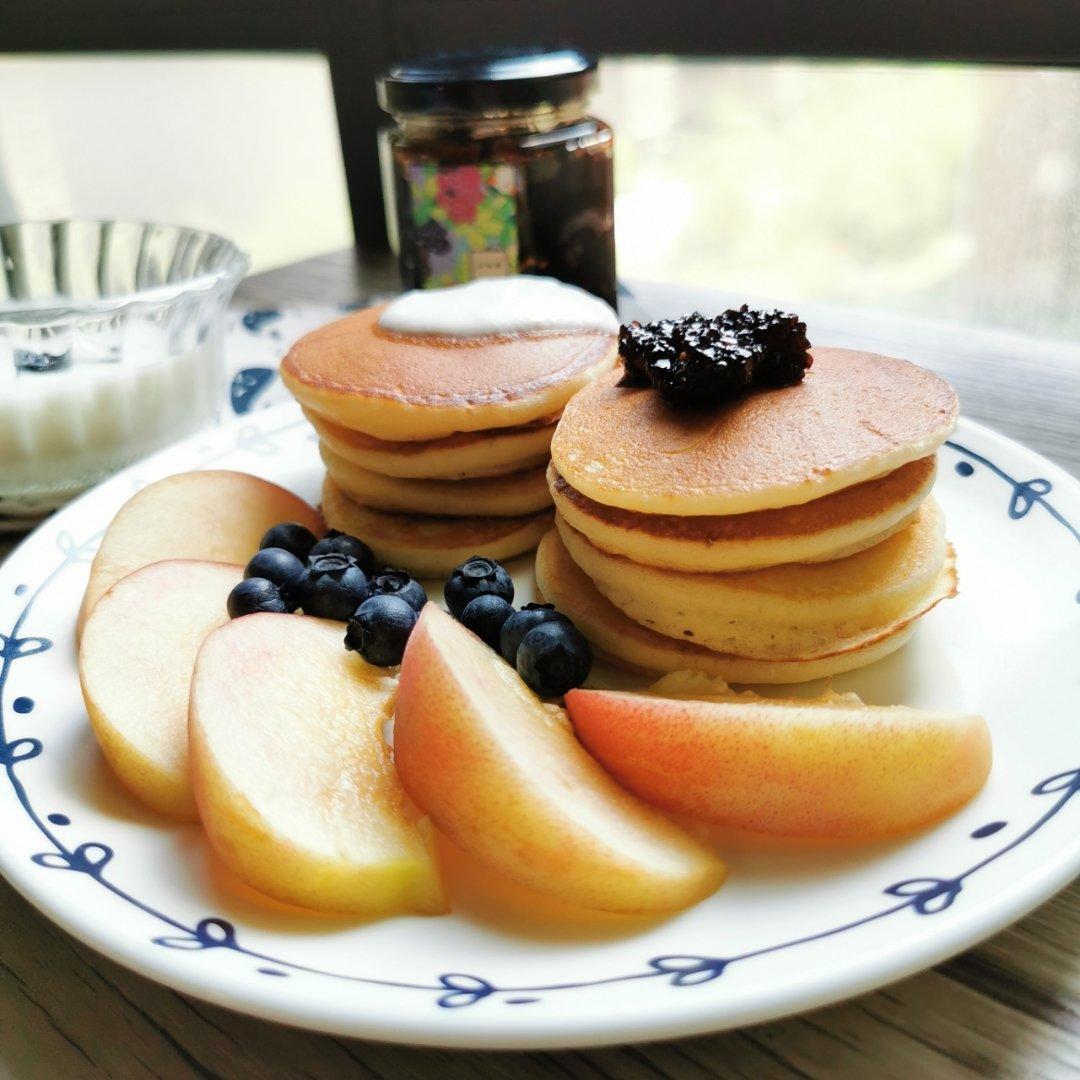 奶香四溢酸奶松饼