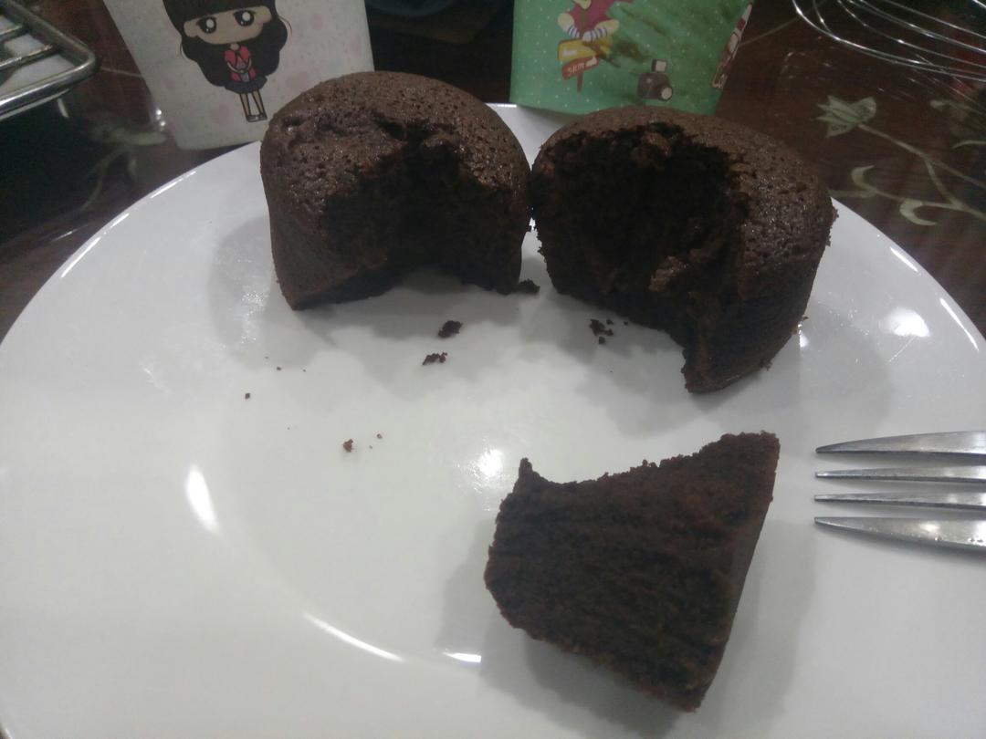 莫尼卡美食厨房：爆浆巧克力蛋糕