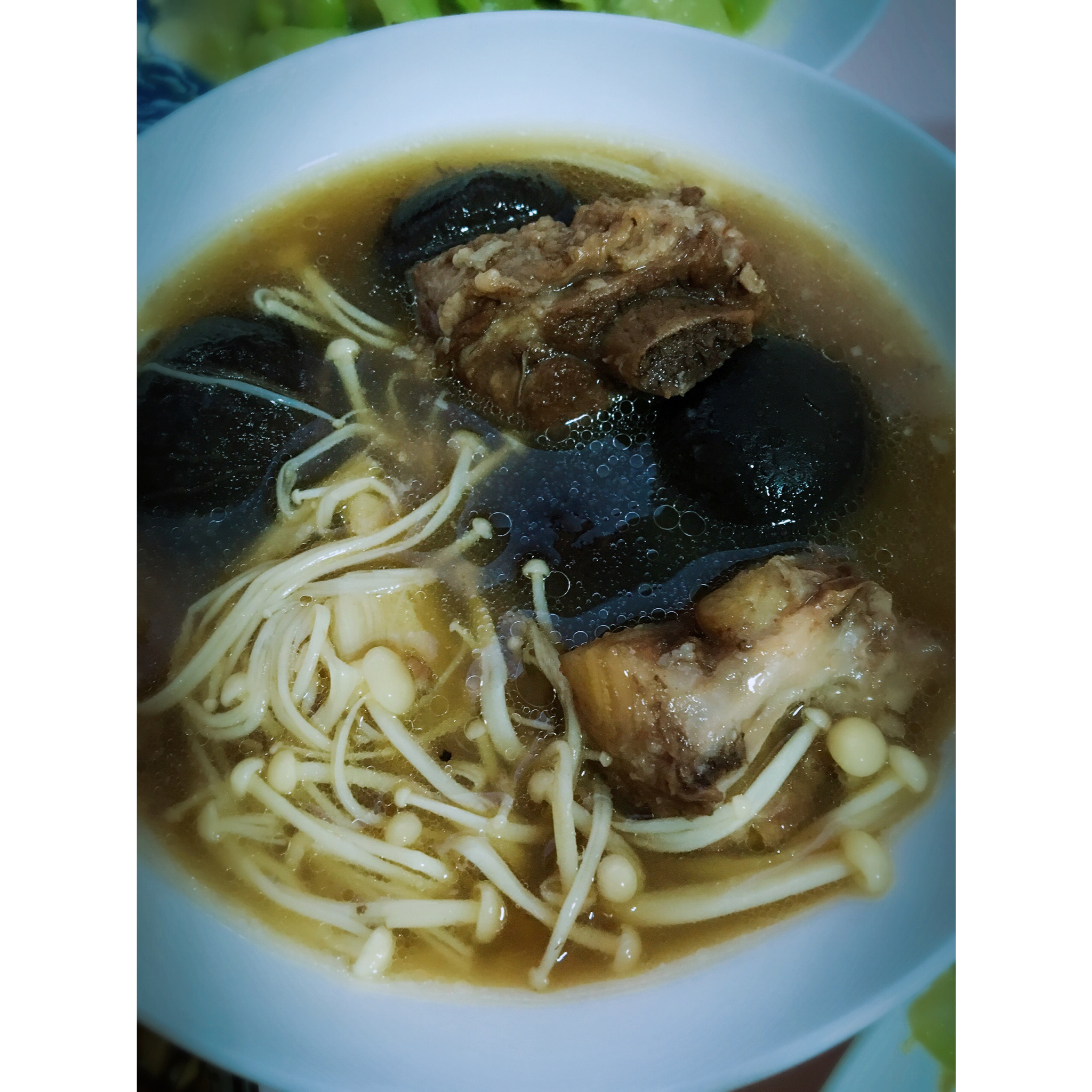 马来西亚肉骨茶（丰富配料版）