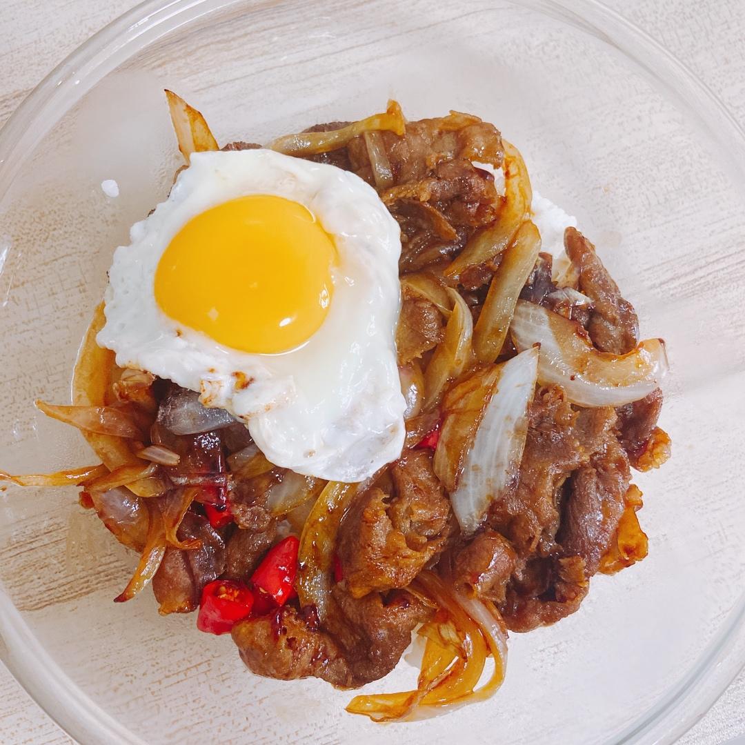 💕100%成功!!!🍱招牌肥牛饭专门店秘方·秒杀日本吉野家食其家！日式多汁牛肉饭 /嫩肥牛盖饭/牛肉饭/肥牛丼（超简单快速完美版）✨