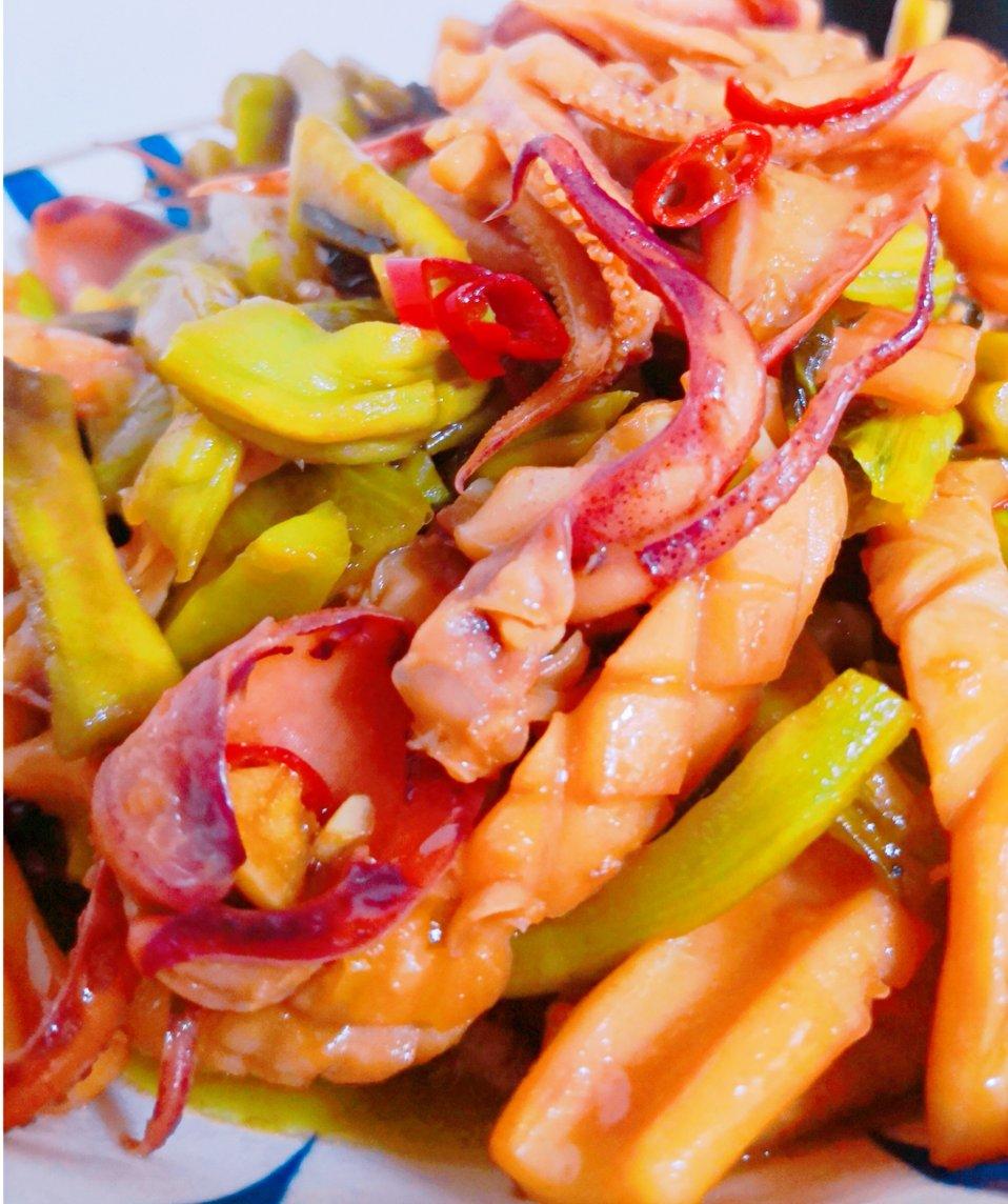 郑晴朗做的辣炒鱿鱼干