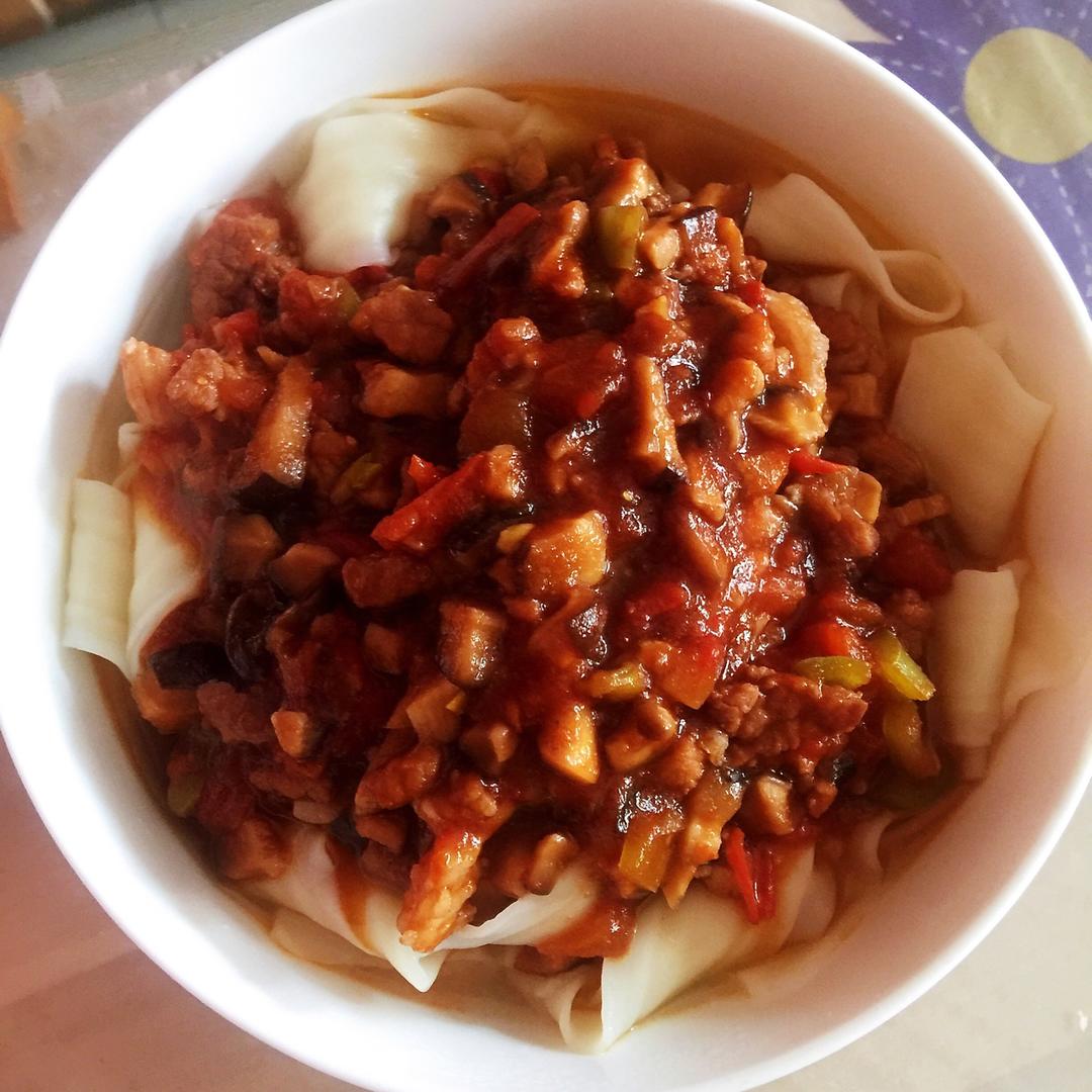 香菇番茄肉丁面