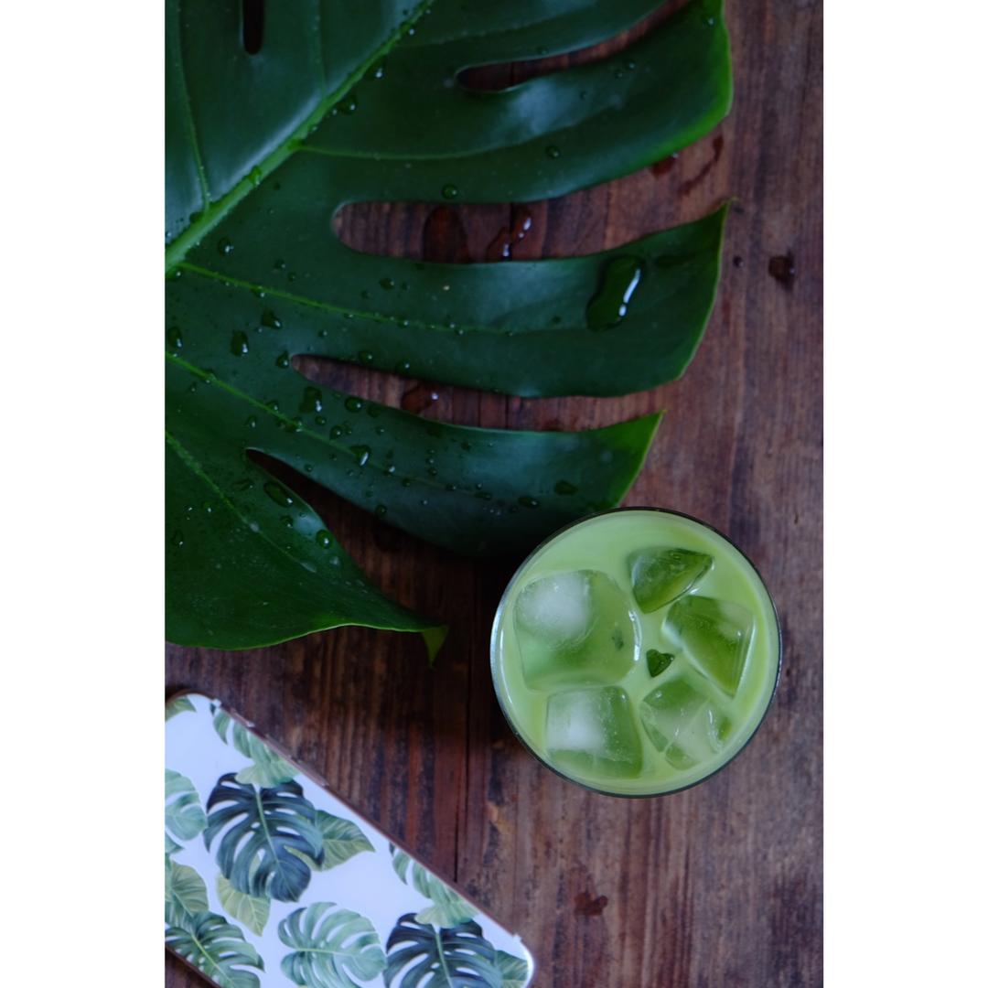 成熟口味抹茶拿铁