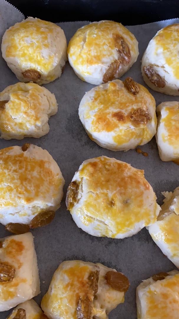 【视频】3分钟 奶油司康Scone(可能是世界上最快手的司康) 消耗淡奶油～