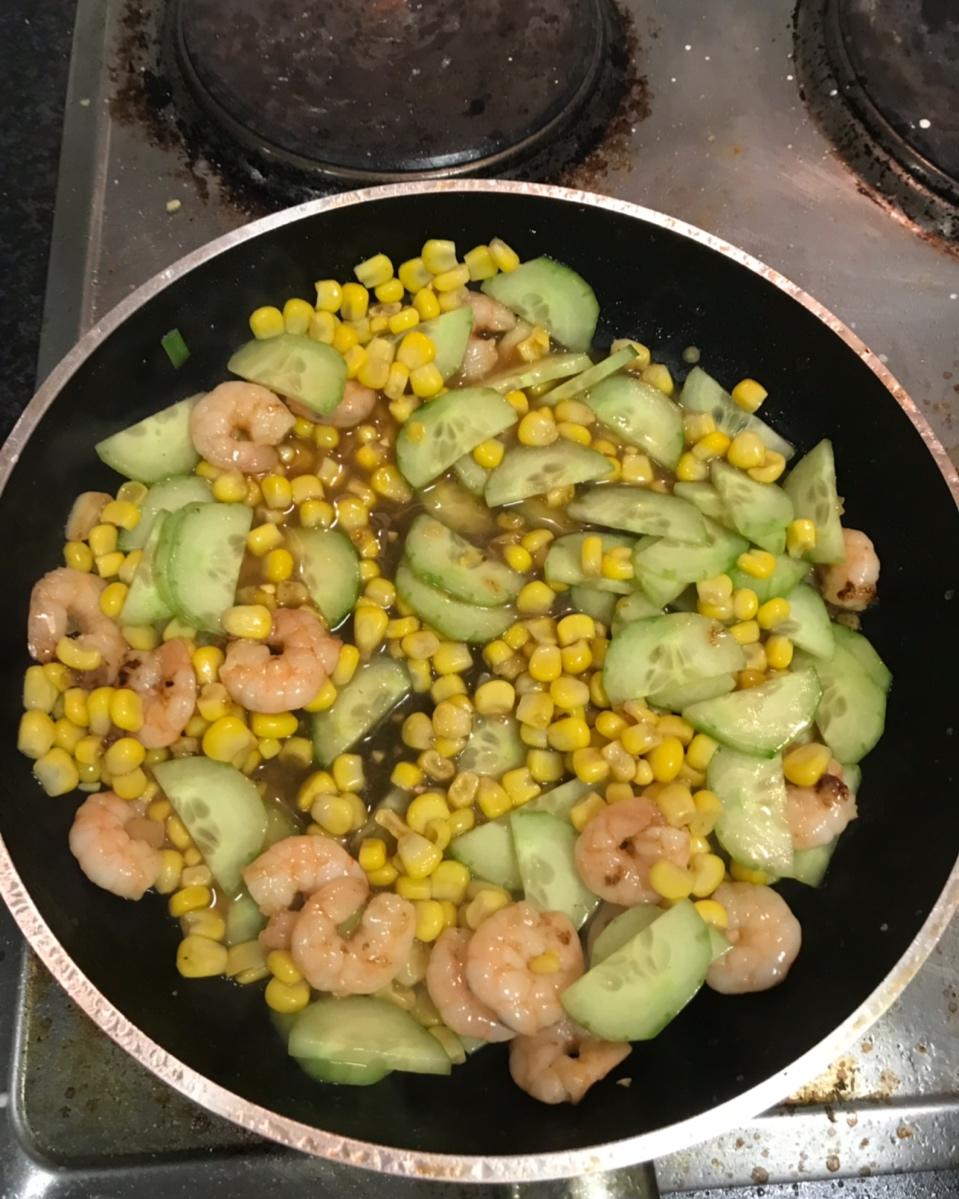 虾仁炒青瓜
