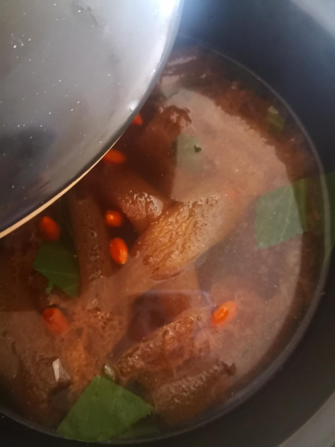 【汤】竹荪青菜瘦肉汤