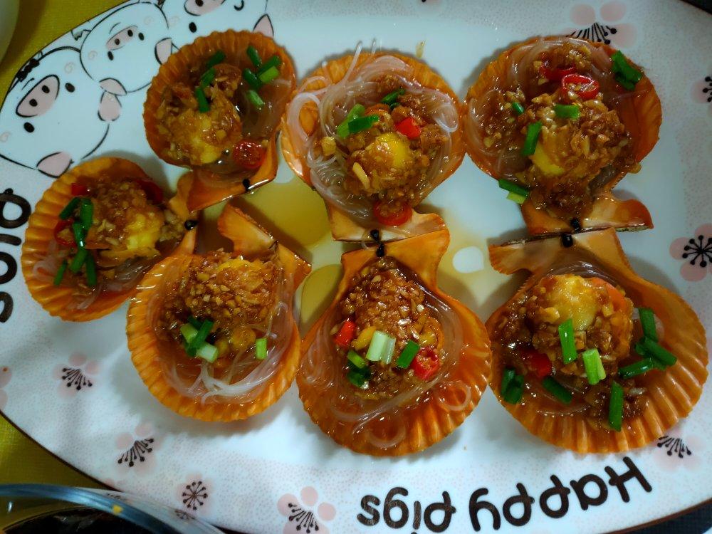 蒜蓉粉丝蒸扇贝（清晰图片步骤讲解）