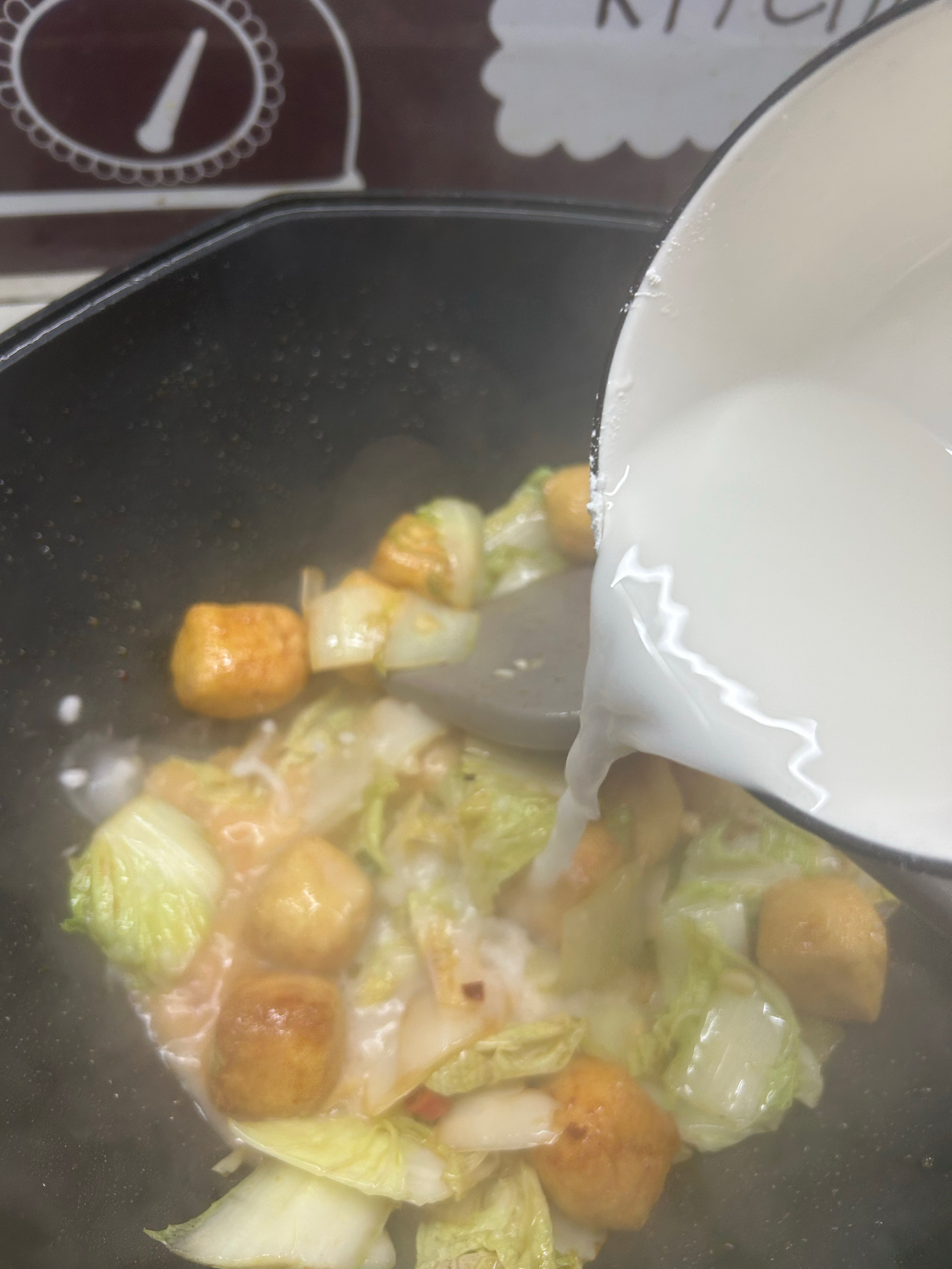 白菜油豆腐的做法 步骤7