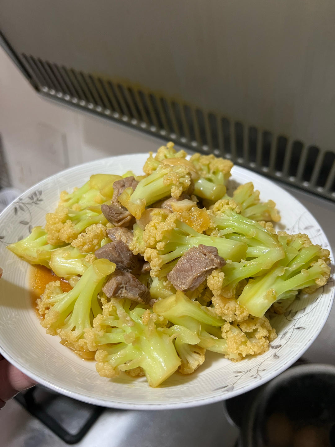 五花肉炒花菜