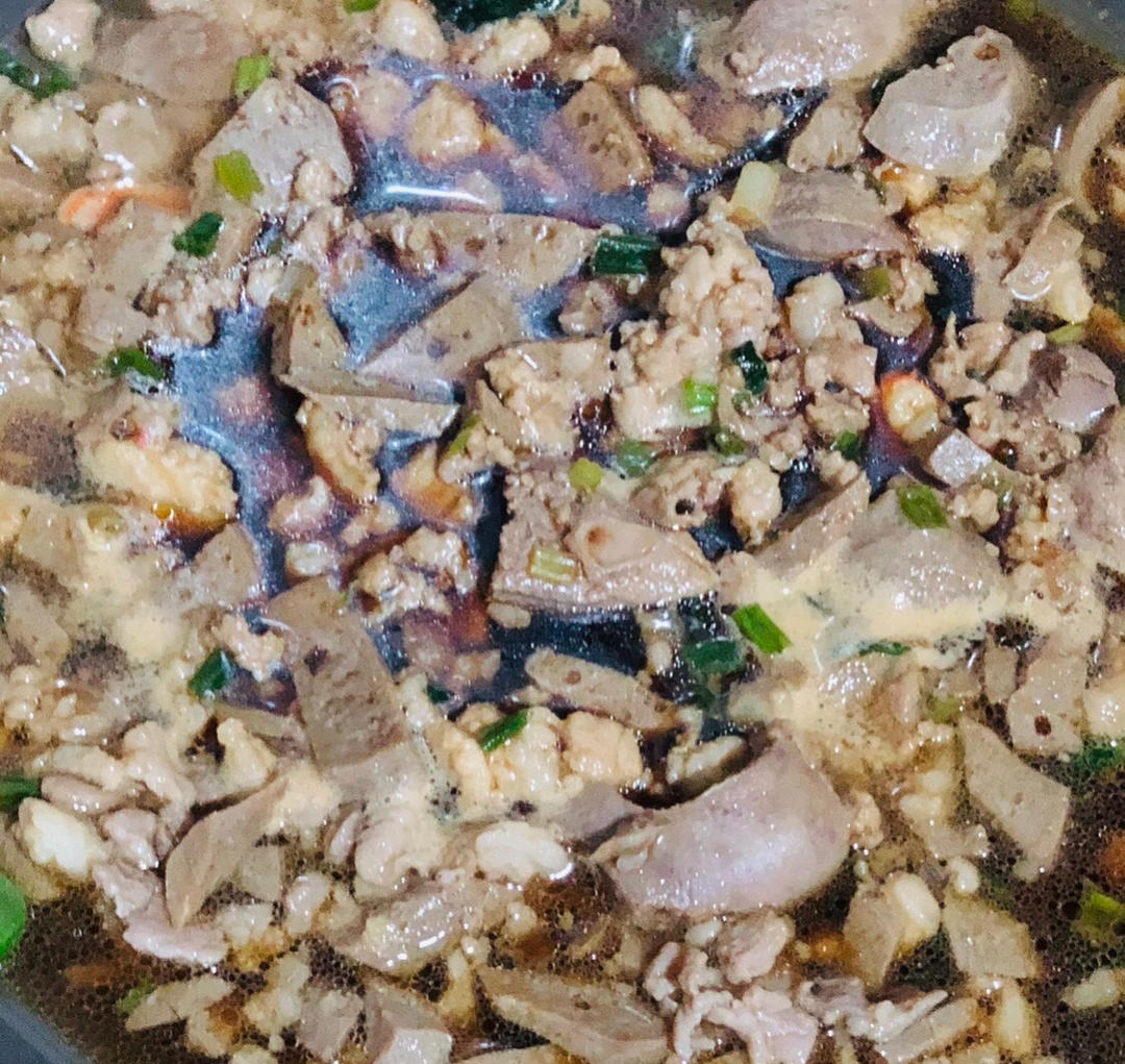 阿胶猪肝廋肉汤