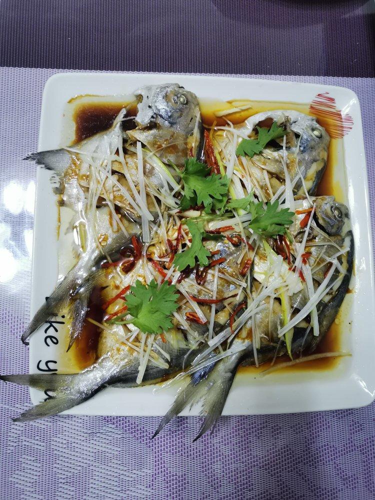清蒸鲳鱼
