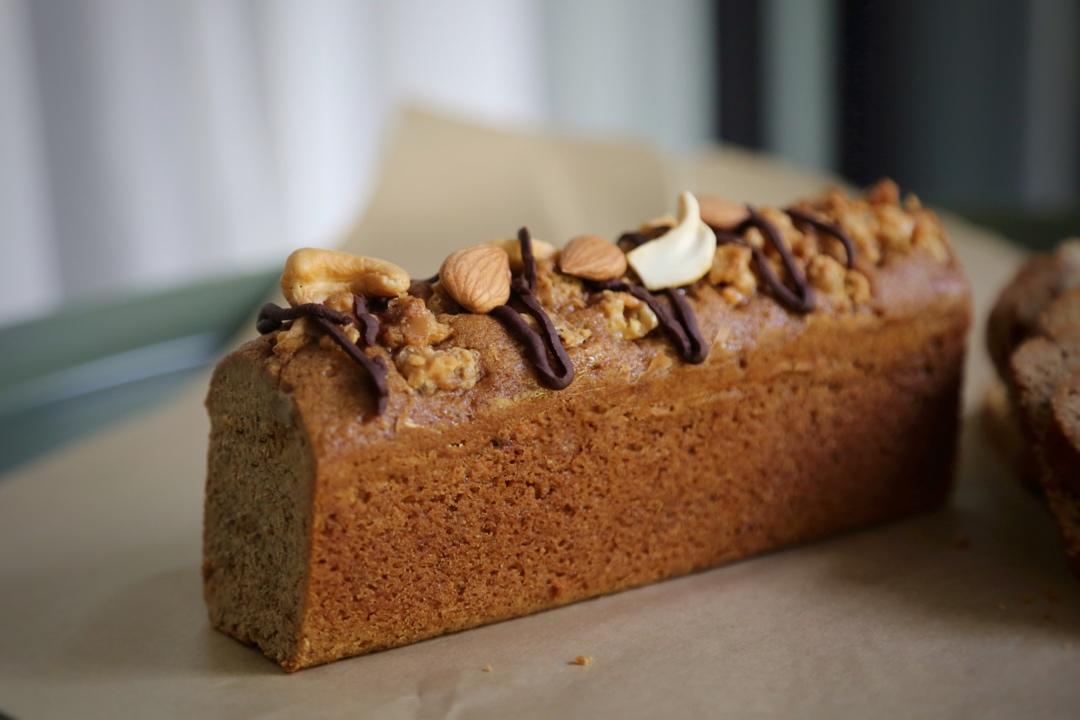 咖啡焦糖坚果磅蛋糕<熊谷裕子>