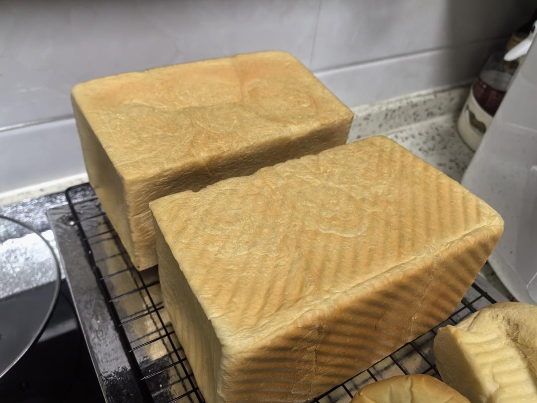 夺命软吐司(๑´ڡ`๑)超软拉丝极速方便的一次发酵吐司