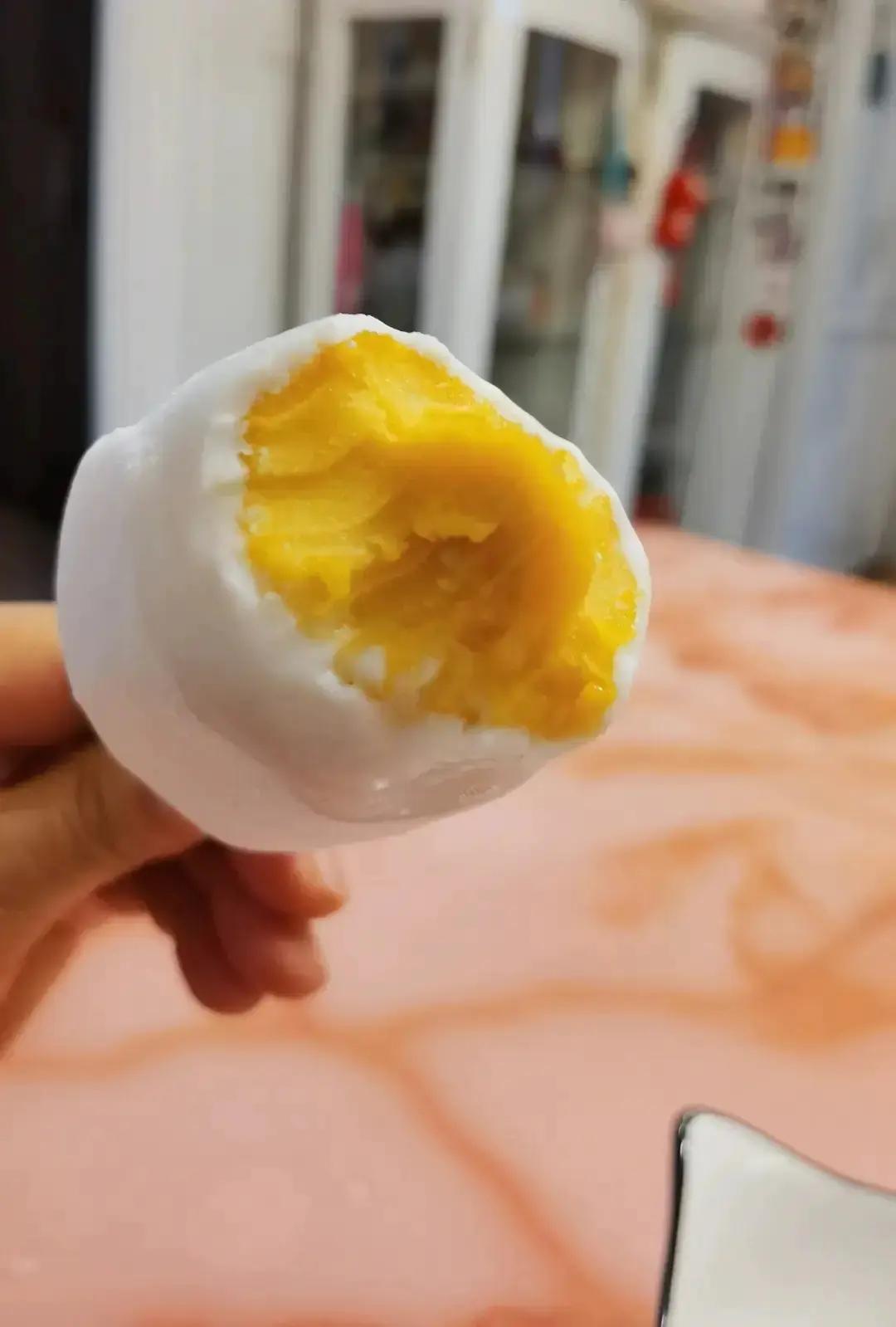 自制芒果冰淇淋🍦！一口下去太惊艳啦