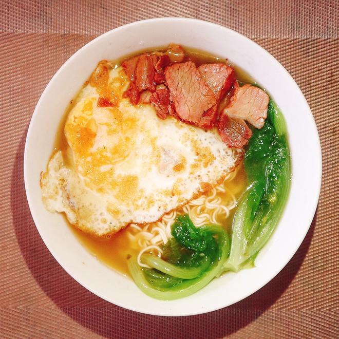 鸡蛋青菜小面（早餐夜宵管饱）的做法