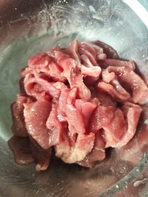 【家常湘菜】香辣小炒牛肉的做法 步骤1