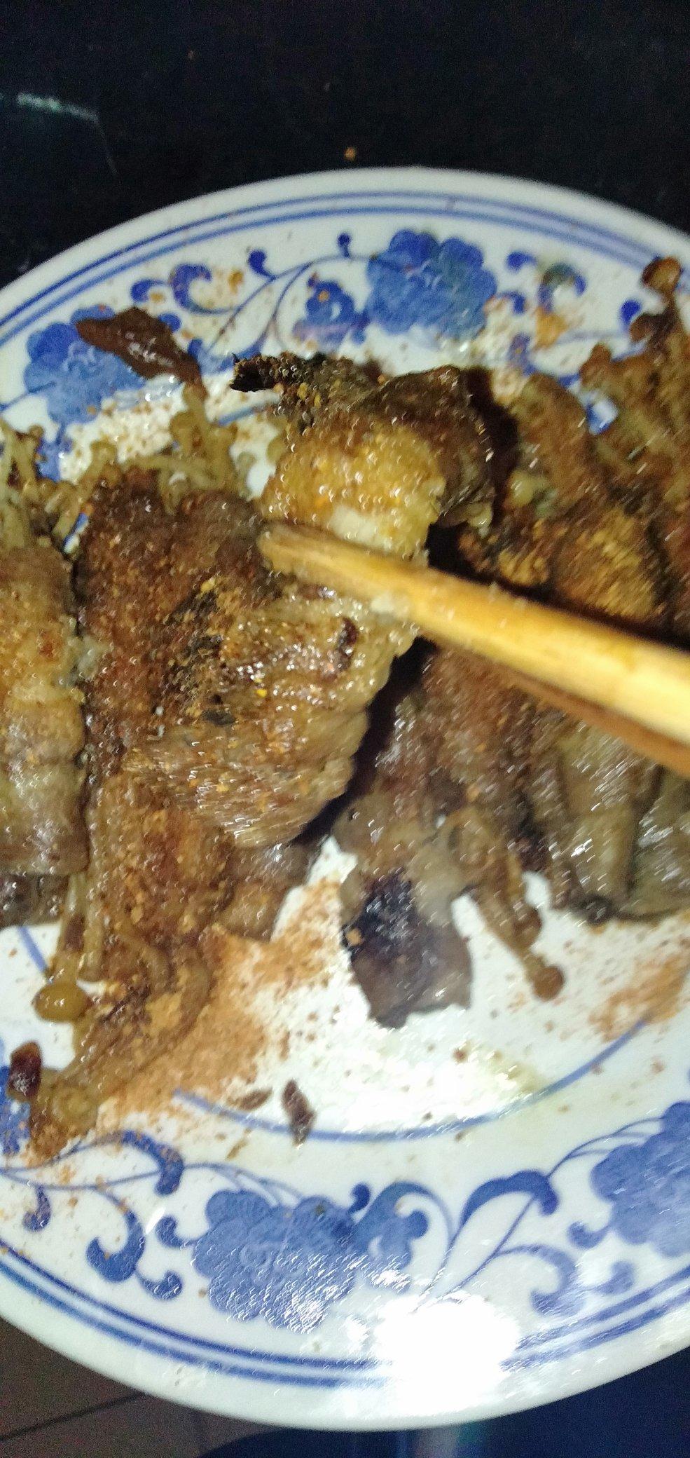 香气四溢的肥牛金针菇卷